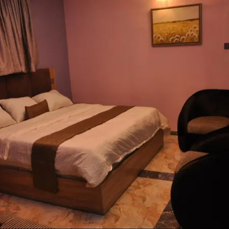 Hotel Euro Lounge And Ibadan